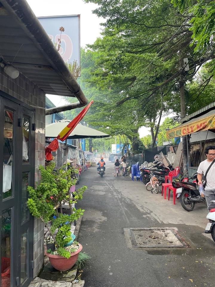 Bán nhà ô tô tránh cách mt quang trung chỉ 30m, nhà 73m2, giá chỉ 6,8 tỷ.  0932 127 ***
