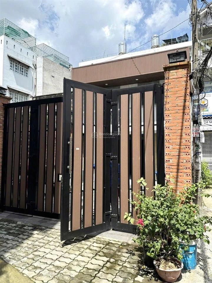 Bán nhà hẻm xe hơi, sát mt quang trung, phường 11. diện tích lớn 130m2