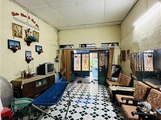 Nhà bán chợ hạnh thông tây, gần quang trung, hẻm xe hơi, ngang 4,7m  nở hậu.  0932 127 ***
