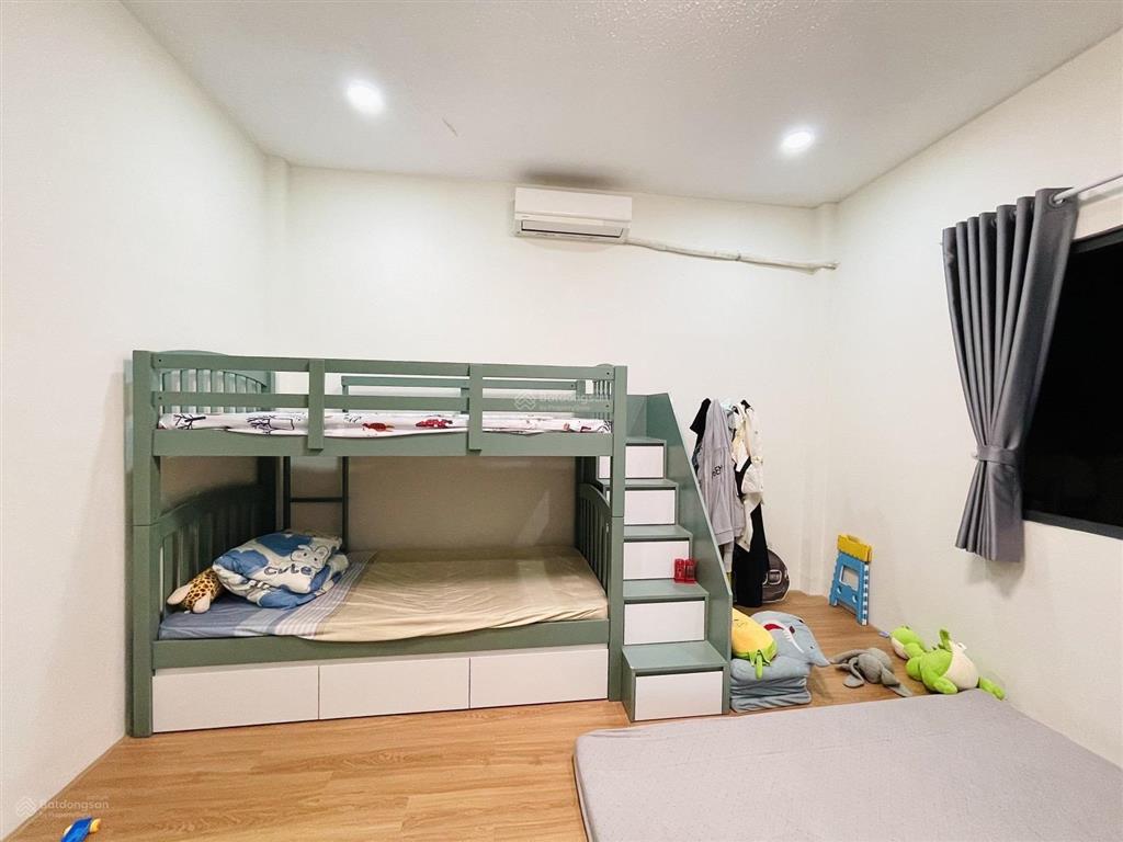 Bán nhà mới đẹp quang trung  ngay emart 2  2 tầng nở hậu. 47m2 giá chỉ 4,5 tỷ