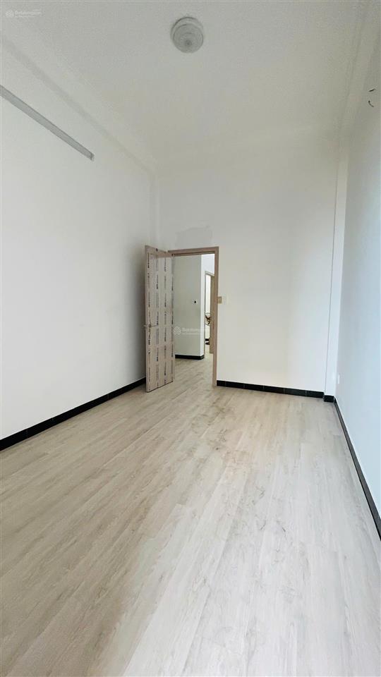 Giảm sâu 6 tỷ nhà ngang hiếm 7.1m, sát mặt tiền nguyễn văn lượng, chỉ còn 11 tỷ.  0932 127 ***