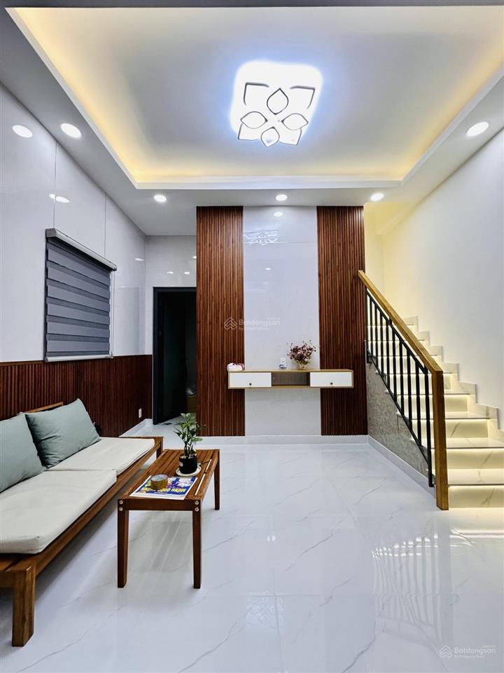 Bán nhà nhỏ đường quang trung hẻm xe hơi, 3 phòng ngủ, đầy đủ nội thất.  0932 127 ***