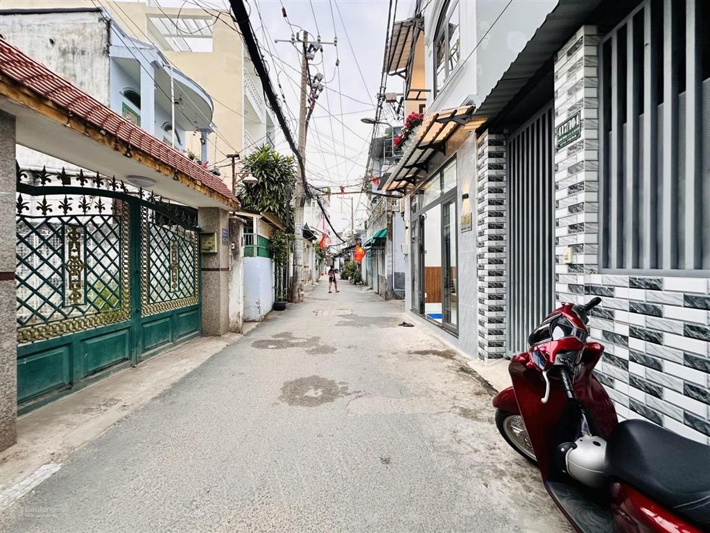 Bán nhà nhỏ đường quang trung hẻm xe hơi, 3 phòng ngủ, đầy đủ nội thất.  0932 127 ***