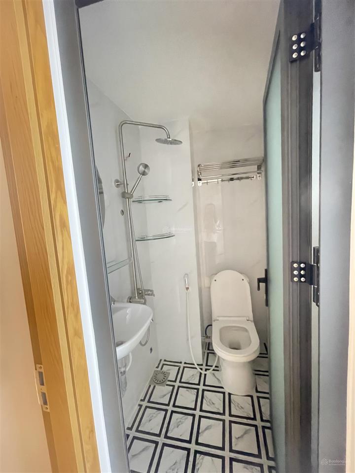 Nhà 4 tầng dtsd 60m2 giá tốt tại phú nhuận giá chỉ 3.95 tỷ.  0932 127 ***