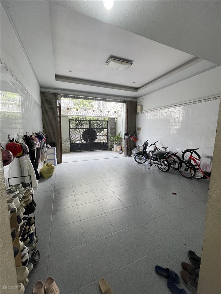 Bán gấp đi định cư nhà 4 tầng bề thế. hơn 600m2 sử dụng, full nội thất  giá chỉ 19 tỷ tl