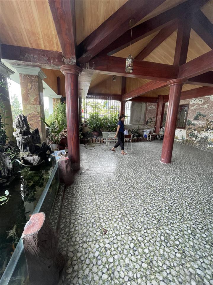 Bán gấp đi định cư nhà 4 tầng bề thế. hơn 600m2 sử dụng, full nội thất  giá chỉ 19 tỷ tl