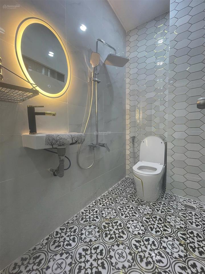 Bán nhà mới mặt tiền kinh doanh view công viên 3 tầng, 3pn. giá chỉ 6,45 tỷ tl.  0978 897 ***