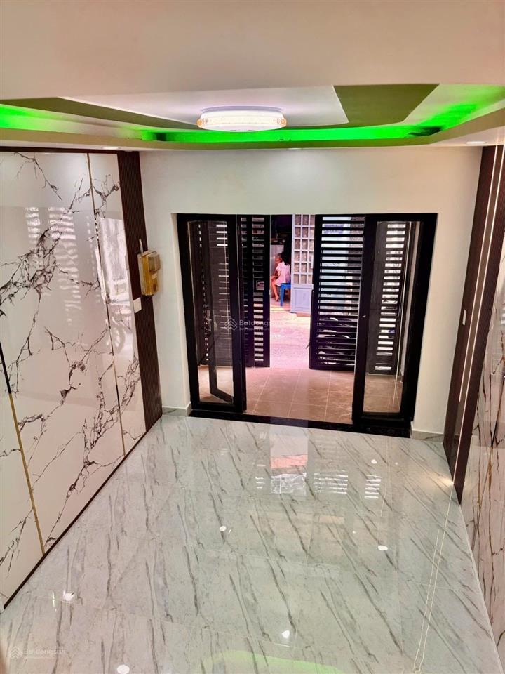 Bán nhà đẹp hẻm quang trung p.10, xe hơi đậu trước nhà. giá 3,55 tỷ.  0978 897 ***