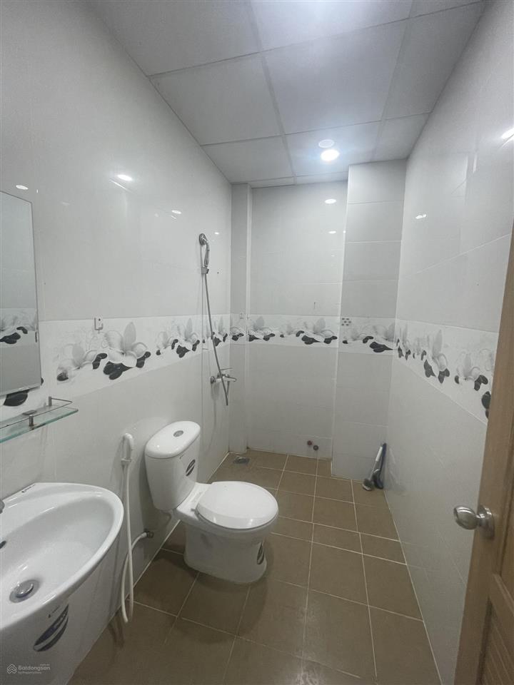 Cần bán nhà 2 tầng, ô tô ngủ trong nhà, p. tam bình, thủ đức. giá chỉ 6,6 tỷ thương lượng