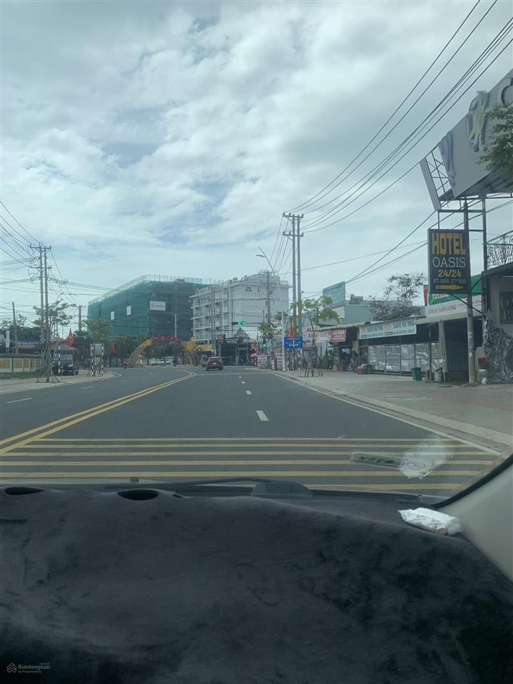 Bán lô đất 1900m2, 2mt đường trước sau, đường oda hồ tràm, xuyên mộc( nay là xã hồ tràm, tp.hcm)