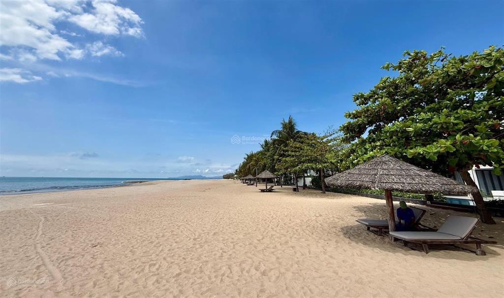 Cần bán gấp căn biệt thự nghỉ dưỡng cao cấp sanctuary hồ tràm, tp. hồ chí minh