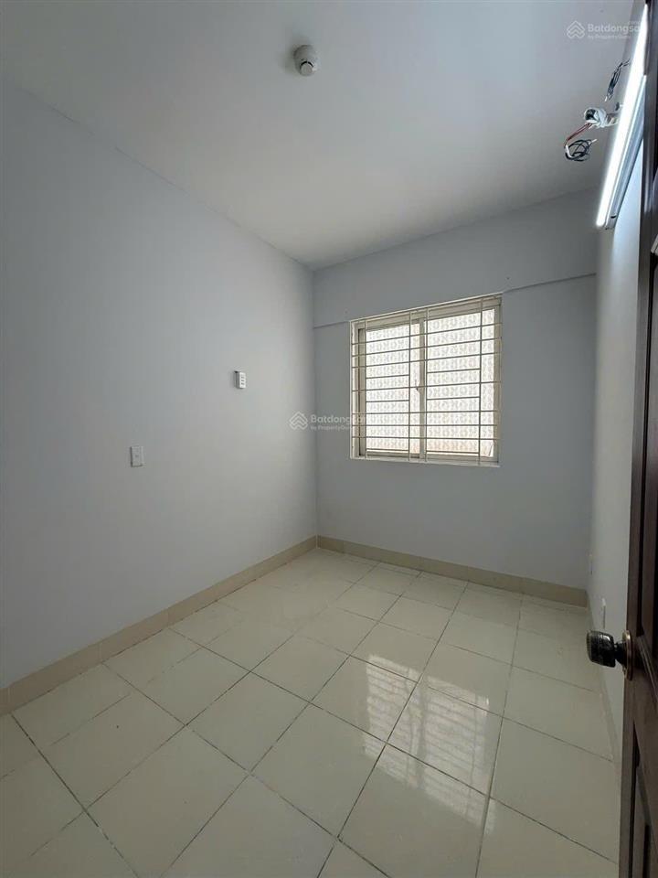 Bán chung cư hai thành, dt 51m2, 2pn, nt cơ bản, giá 2.550 tỷ