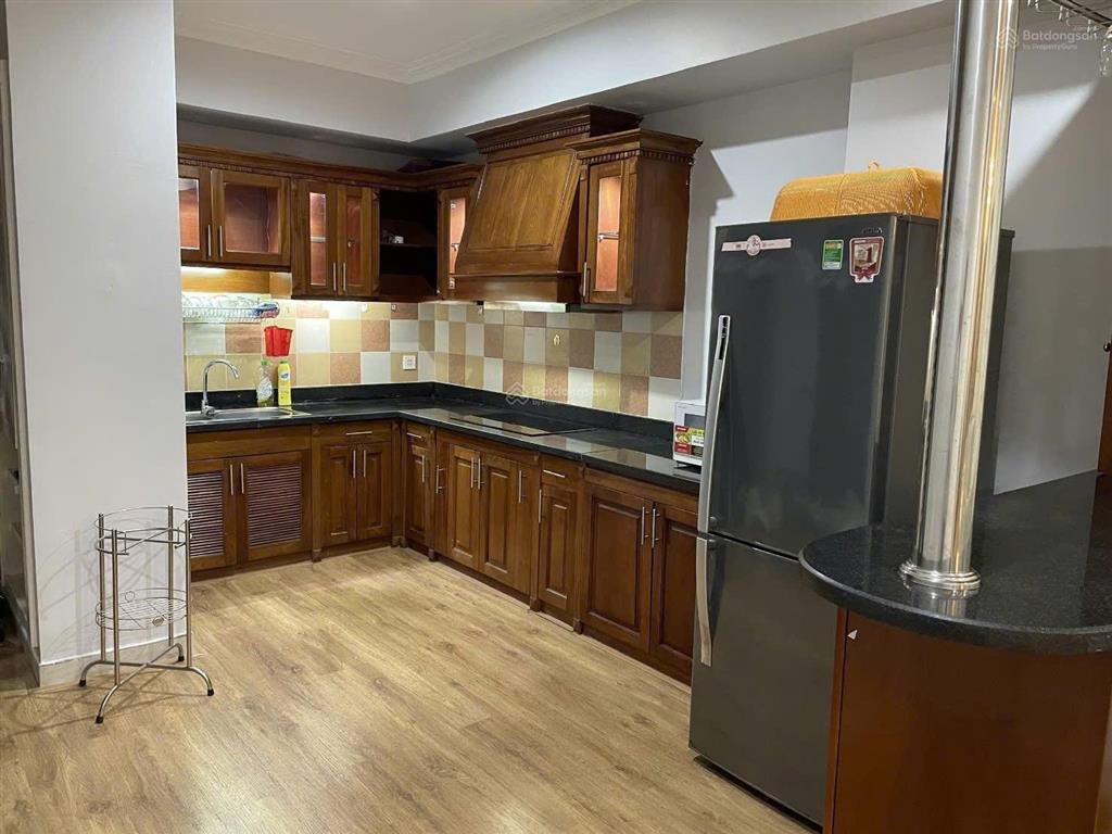 Bán chung cư phú thạnh, dt 60m2, 2pn, nt cơ bản, giá 2 tỷ tl