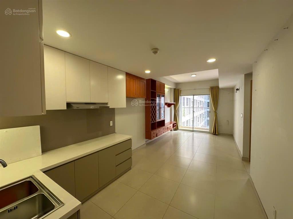 Bán căn hộ sài gòn town, dt 85m2, 3pn, nt cơ bản, giá 2,8 tỷ