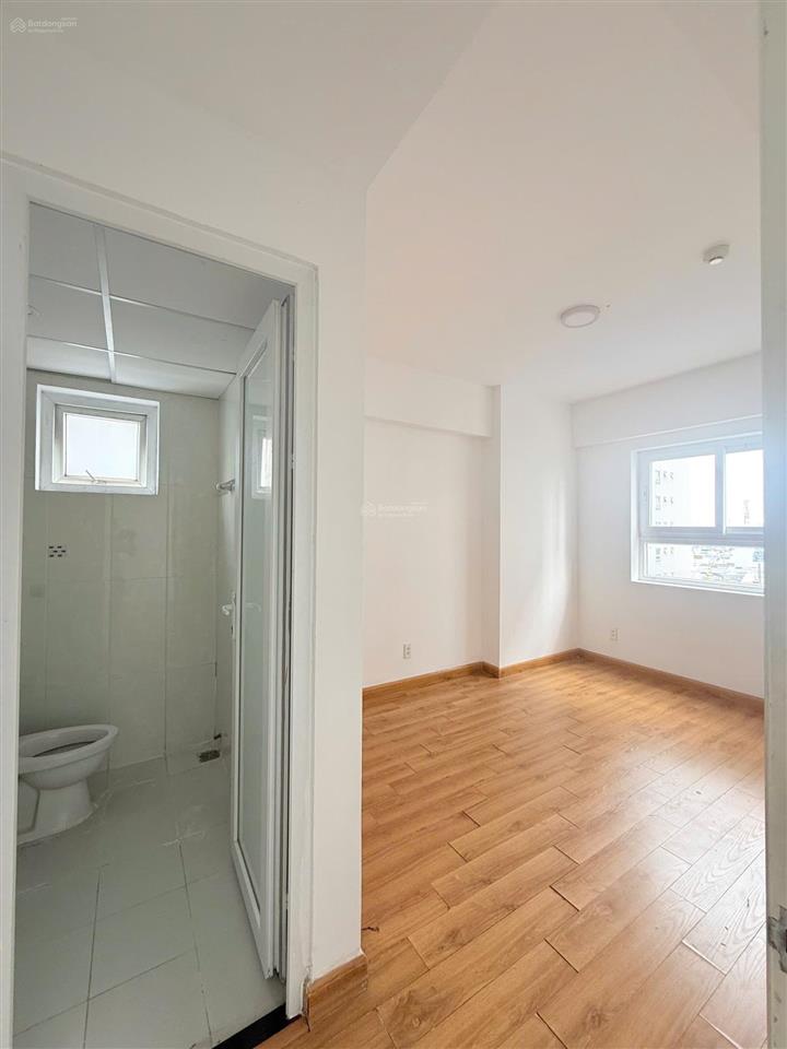 Bán căn hộ prosper plaza, dt 65m2, 2pn, nt cơ bản, giá 2.9 tỷ