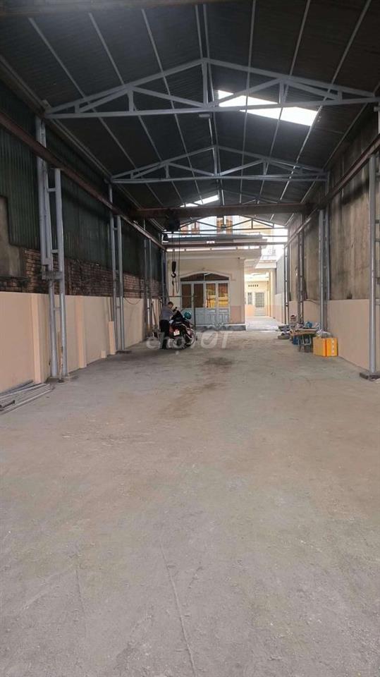Cho thuê mặt bằng kho xưởng