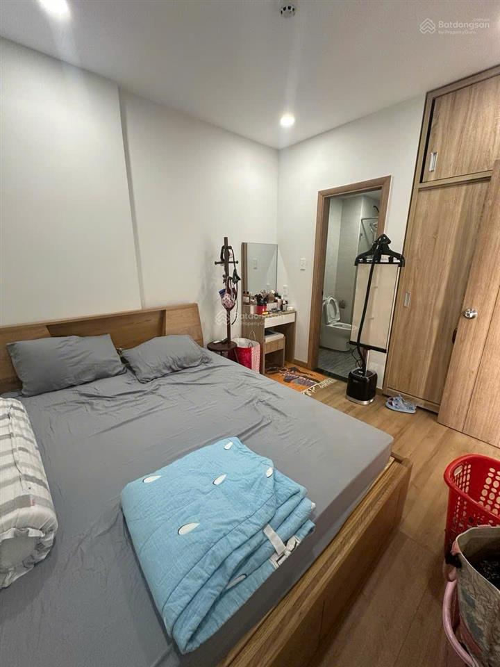 Cần bán căn 2pn 2wc 54m2 bcons miền đông, để full nt