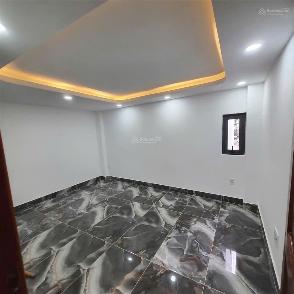 Nhà mới xd vào ở ngay  hxh 120 lê văn quới, p.bhh a.