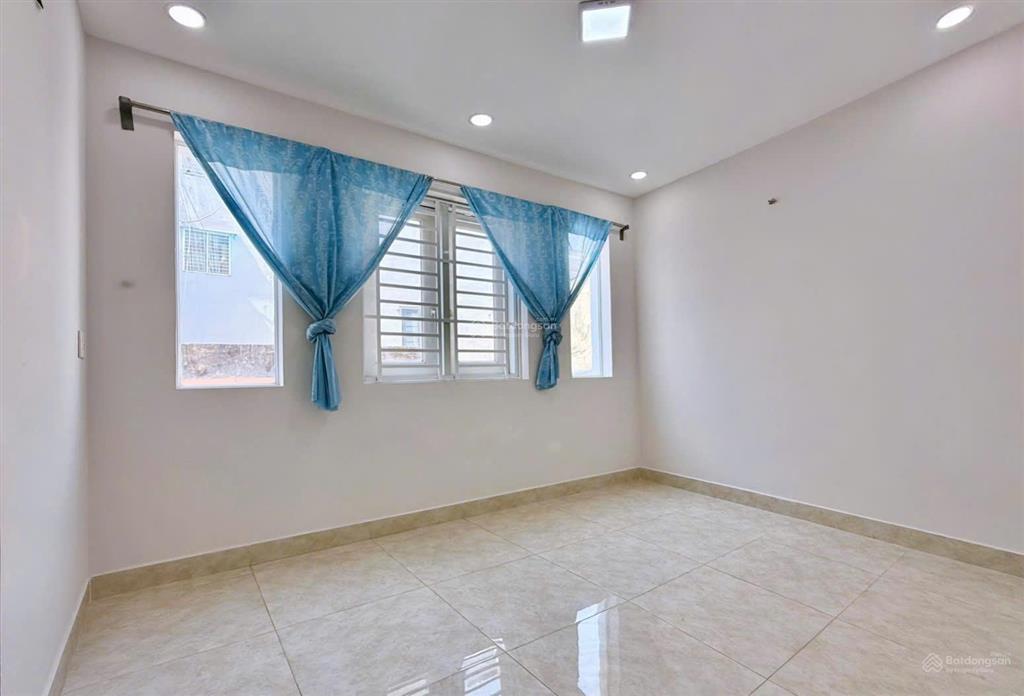 Nhà đẹp vào ở ngay  hẻm 435 phạm văn chí, q6