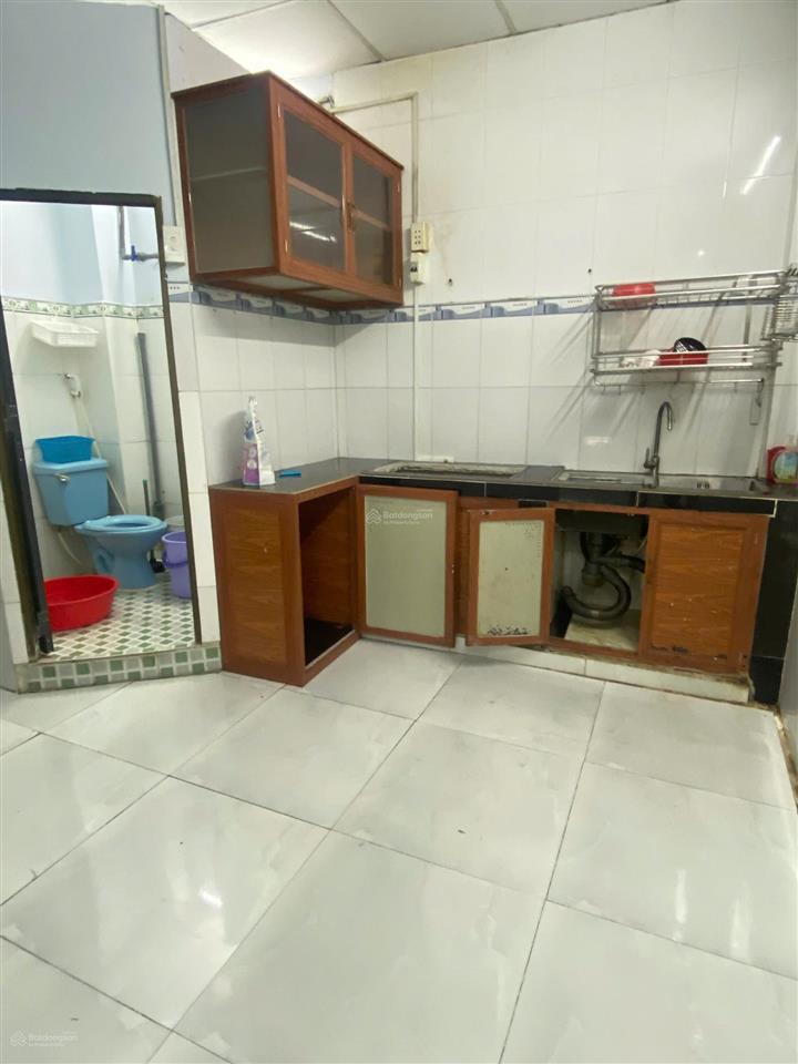 Cần bán nhà hẻm 109 bình trị đông  gần kdc tên lửa.