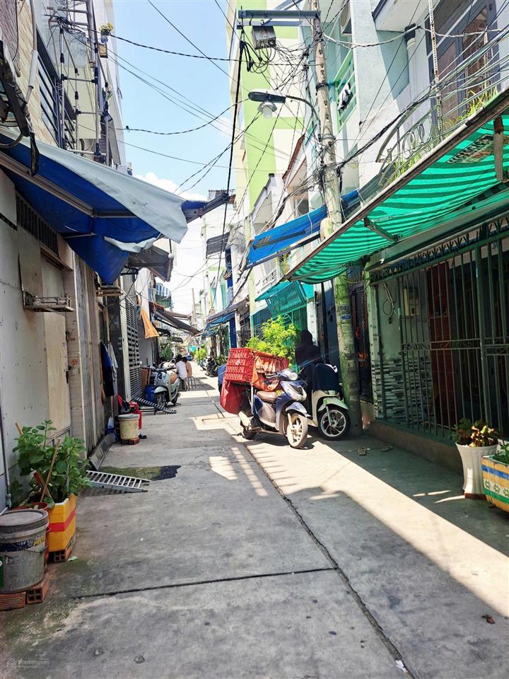Cần bán gấp  nhà hẻm 130 lê đình cẩn, p tân tạo
