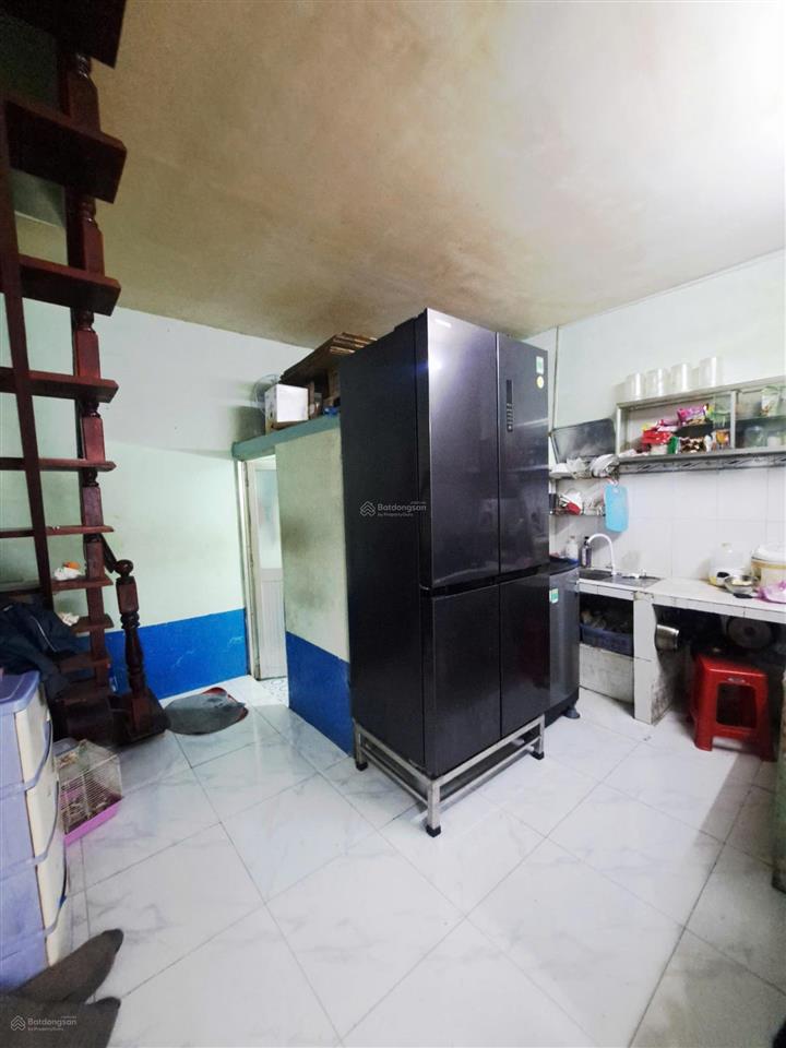 Cần bán gấp  nhà hẻm 130 lê đình cẩn, p tân tạo