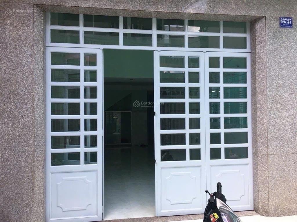 Nhà hẻm 637 tỉnh lộ 10  thông ra kdc tên lửa