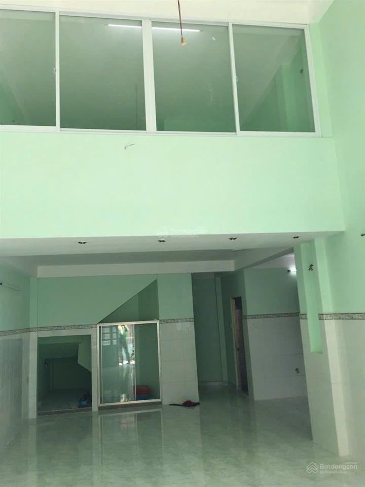 Nhà hẻm 637 tỉnh lộ 10  thông ra kdc tên lửa