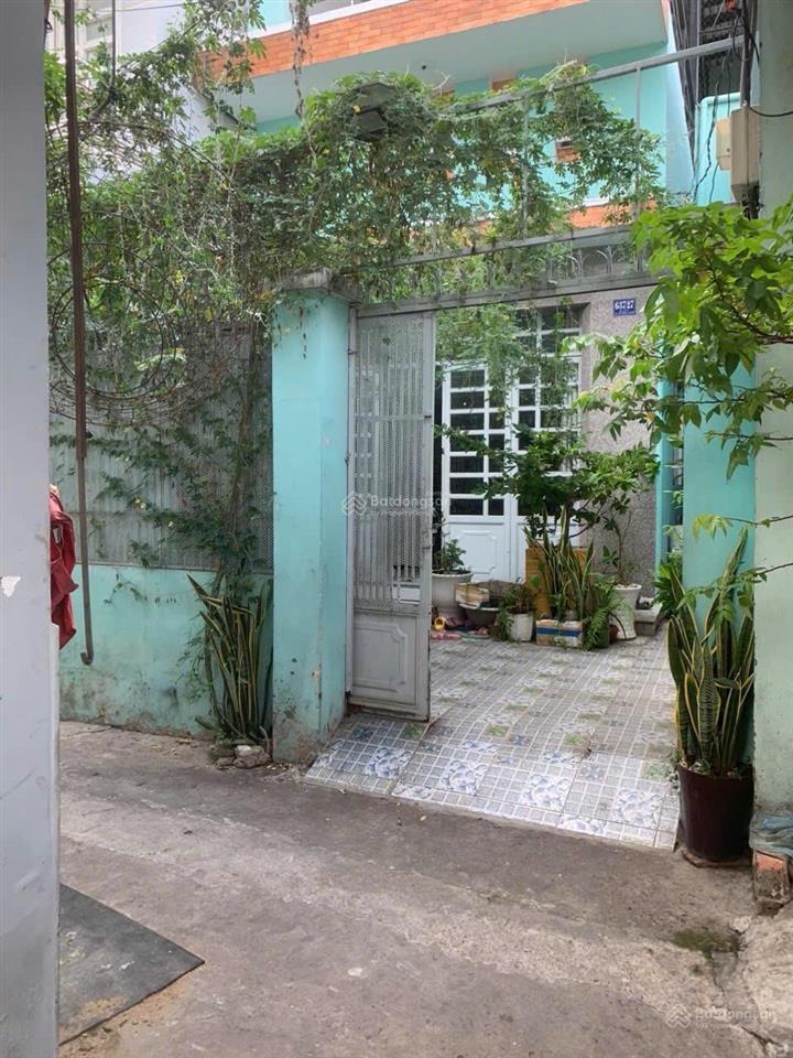 Nhà hẻm 637 tỉnh lộ 10  thông ra kdc tên lửa