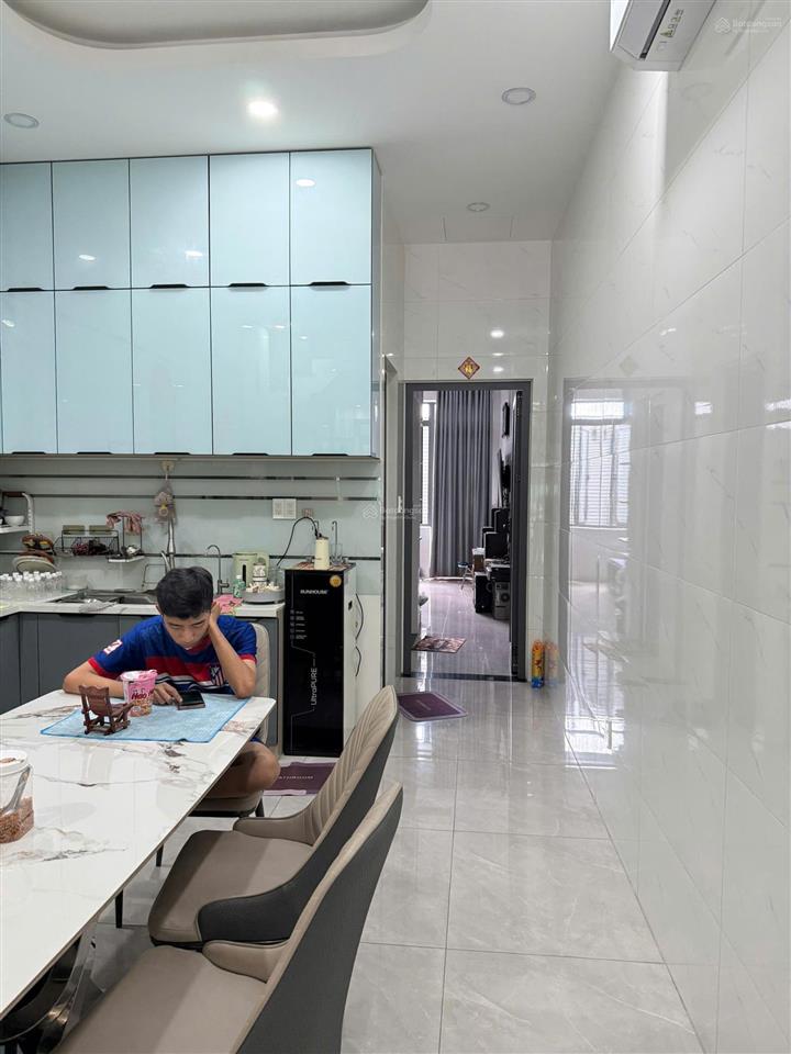 Cần bán nhà mtkd nguyễn cửu phú  gần ngã tư trần đại nghĩa