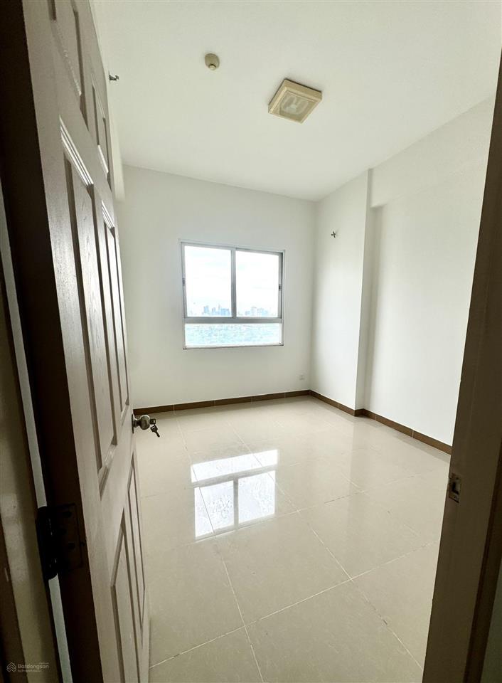 Cần bán căn hộ đức khải, phường bình khánh, quận 2, dt 71m, 2pn, 2wc view quận 1 giá 4,4 tỷ