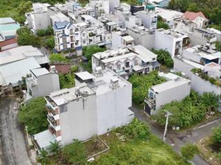 Bán đất ở 47/1 đường trường lưu 105,6m2/ 4,75 tỷ /bớt lộc phường long trường tp.hcm