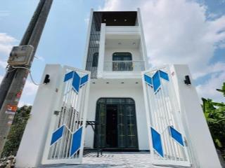 Bán nhà đường chùa thiên mụ ấp lộc hậu xã mỹ lộc 100m2, 2 tầng, 2,45 tỷ cần guộc/la