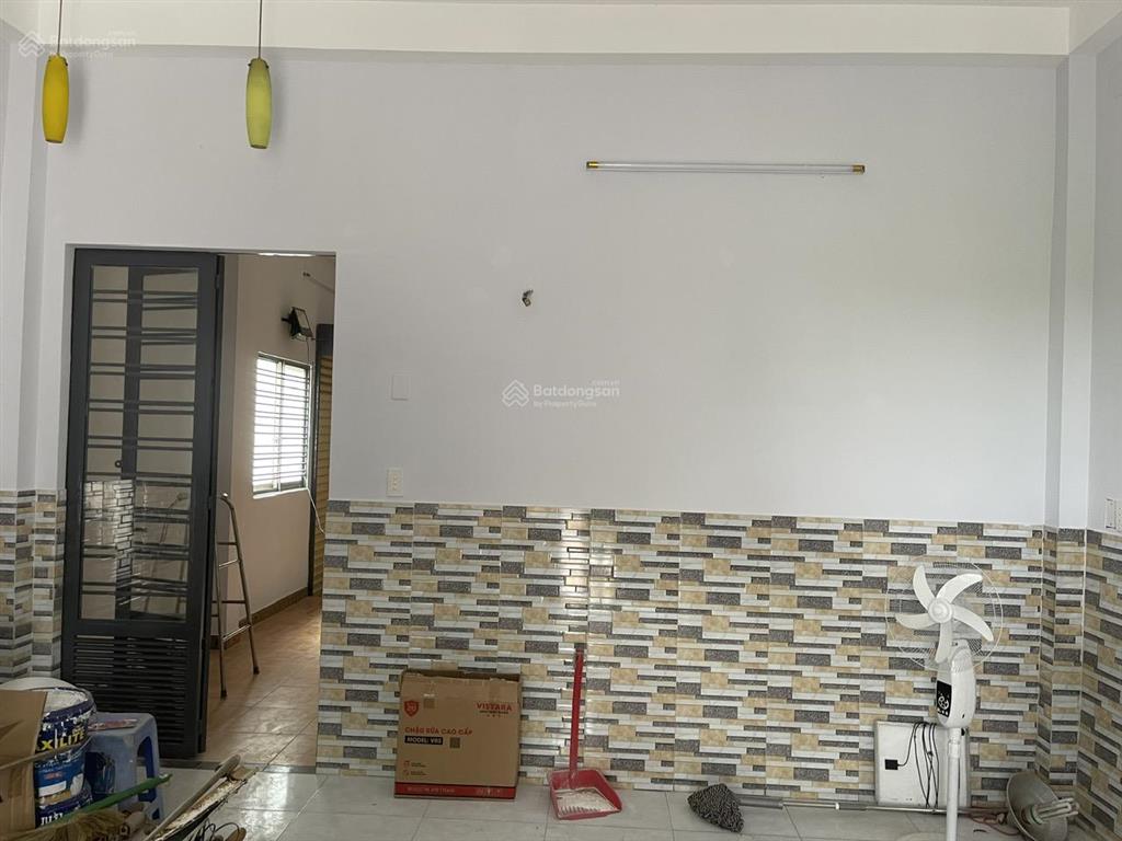 Bán nhà mặt tiền đường bà điểm 4 85m2 3 tầng, 5tỷ/tl ấp tiền lân , xã bà điểm hóc môn