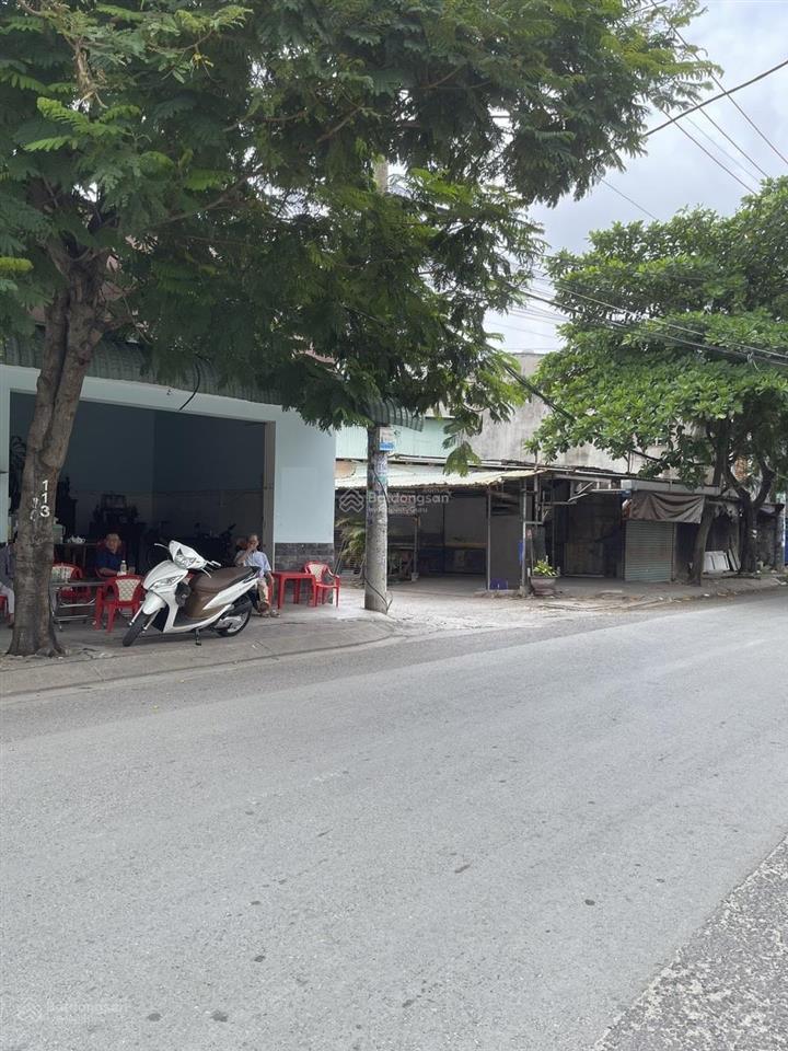 Bán nhà mặt tiền đường bà điểm 4 85m2 3 tầng, 5tỷ/tl ấp tiền lân , xã bà điểm hóc môn