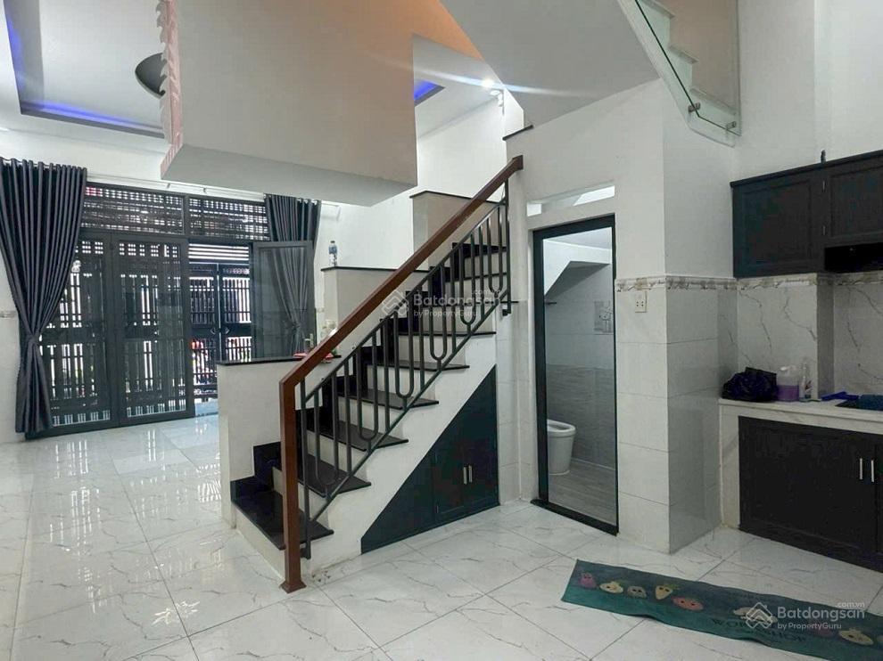 Bán nhà hẻm 4,5m  đường kênh tân hóa 67,7m2  4 tầng  9,5 tỷ/tl  phường tân phú
