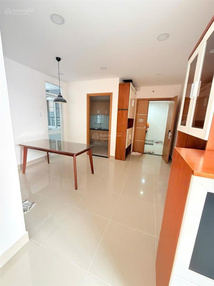 Hot. giá thật. kẹt ngân hàng nên cần bán gấp, 4690tr, full nội thất, sổ hồng sẵn. 0903 675 ***.