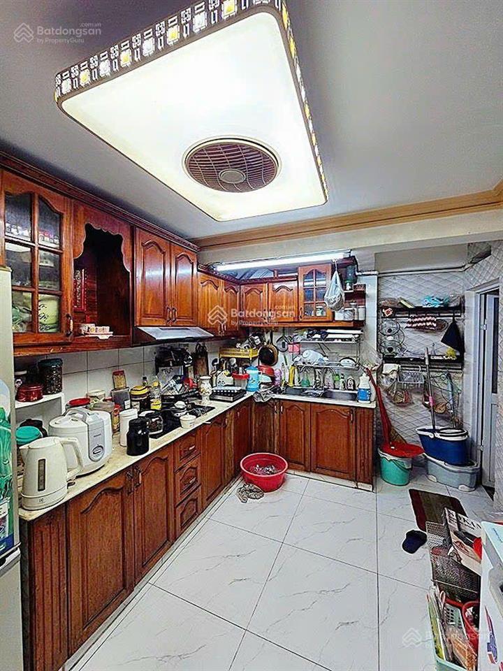 Bán nhà 4 lầu ngay chợ (4x16) đường 6m cư xá d q.6