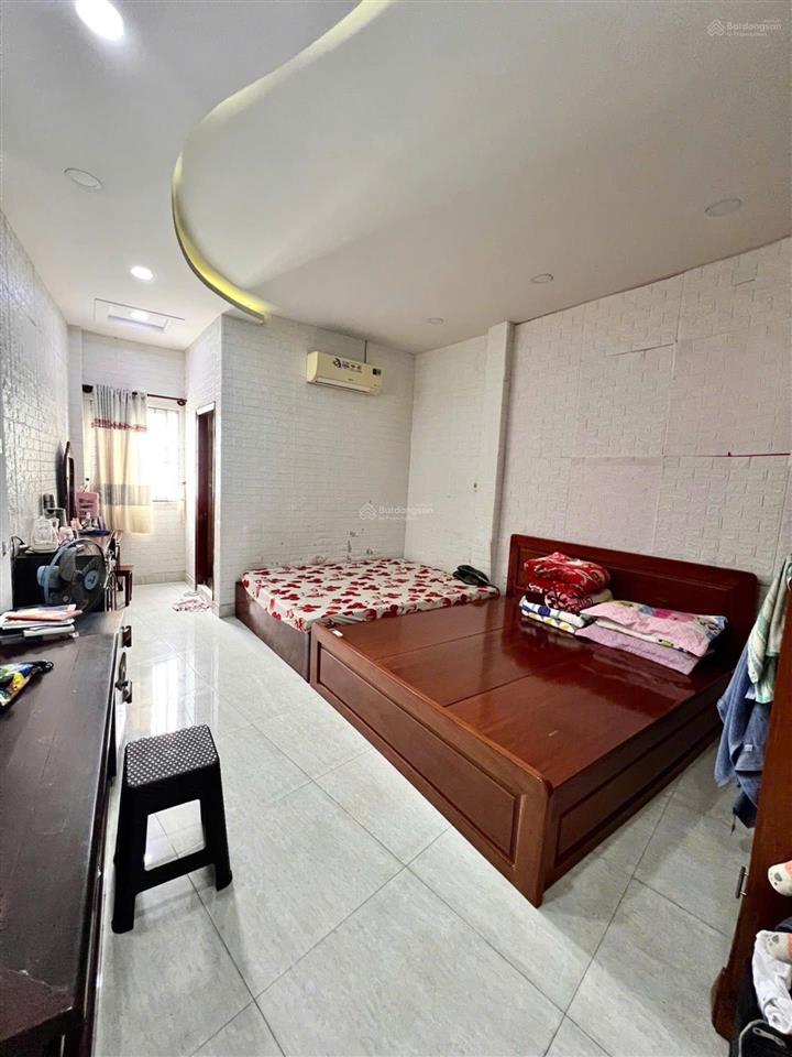 Bán gấp nhà 3 lầu mới đẹp (4x19m) ngay cc him ham đường hậu giang q6