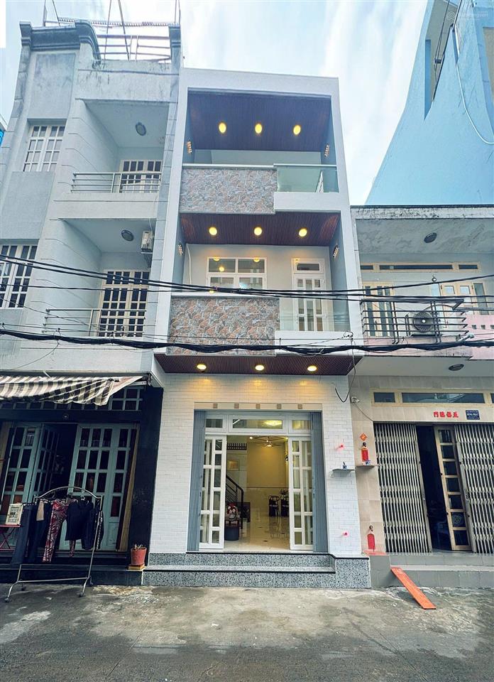 Nhà 3 lầu đẹp ngay chợ bình tây hẻm 7m đường mai xuân thưởng q.6