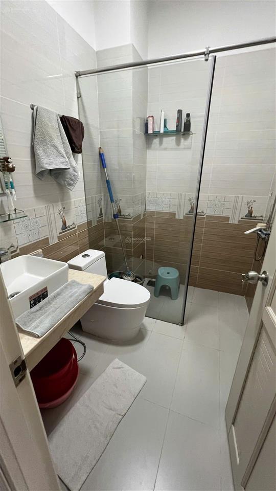 Mặt tiền nguyễn văn luông 102m2 (4x27m) có thang máy