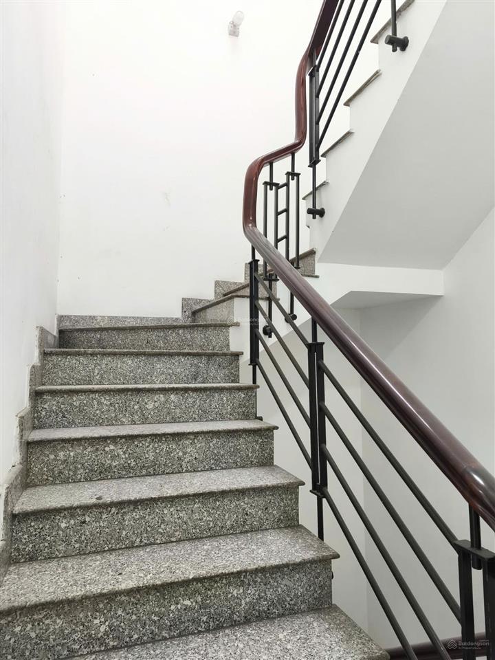 Giảm 500tr giá tốt 3 lầu (4x20) đường 12m bình phú q.6