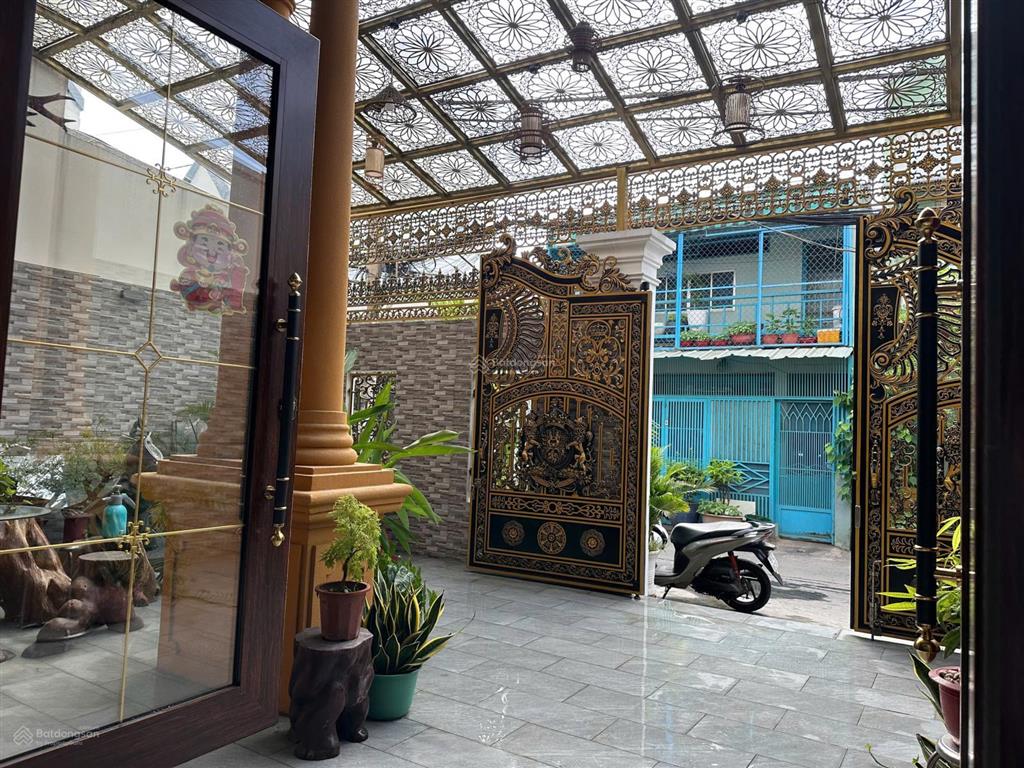 Nhà cực đẹp (8x17) đường lớn 3 lầu tân hòa đông