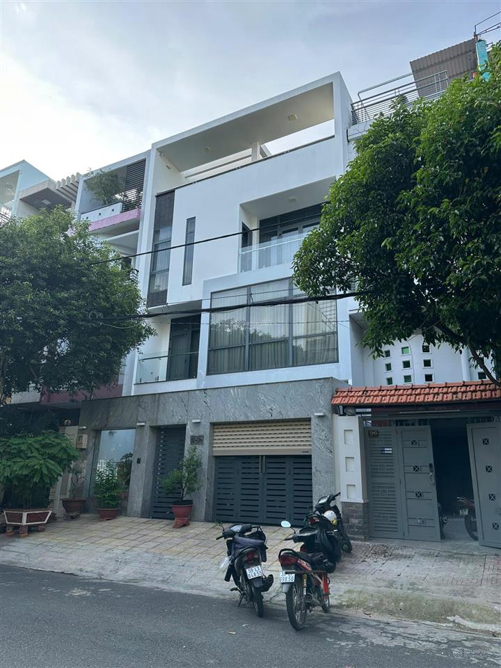 Nhà đôi (136m2) 3 lầu đường 12m cư xá phú lâm d q.6
