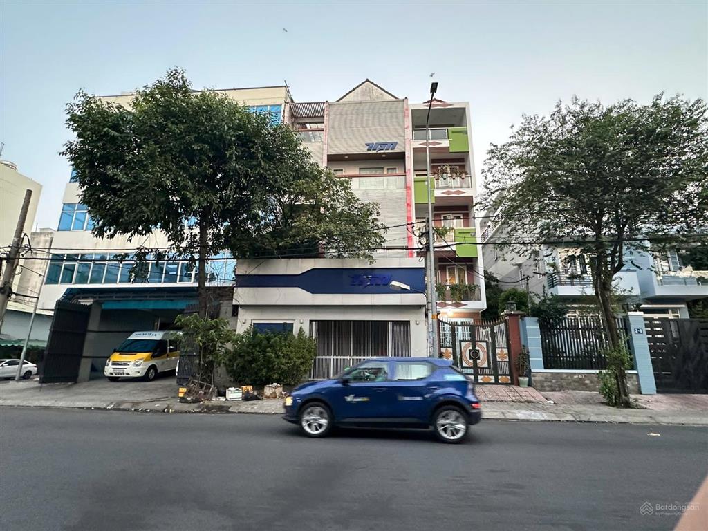 Tòa nhà 5 lầu  thang máy  215m2 (8x27) bình phú q.6