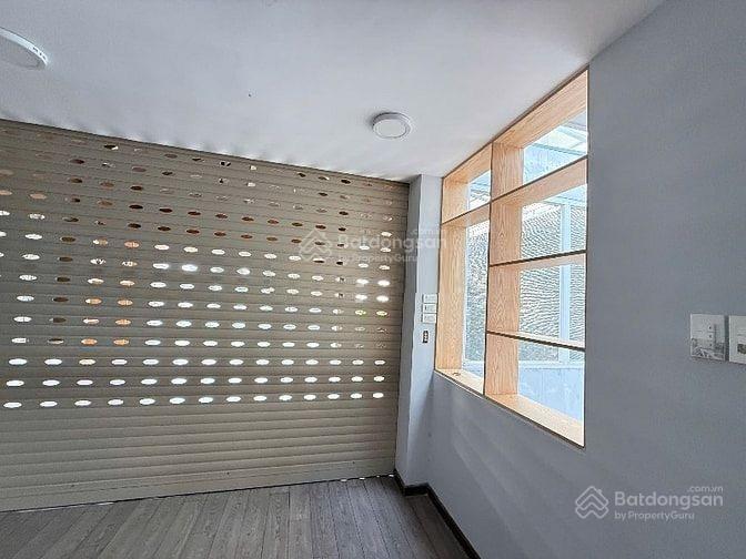 Tòa nhà 5 lầu  thang máy  215m2 (8x27) bình phú q.6