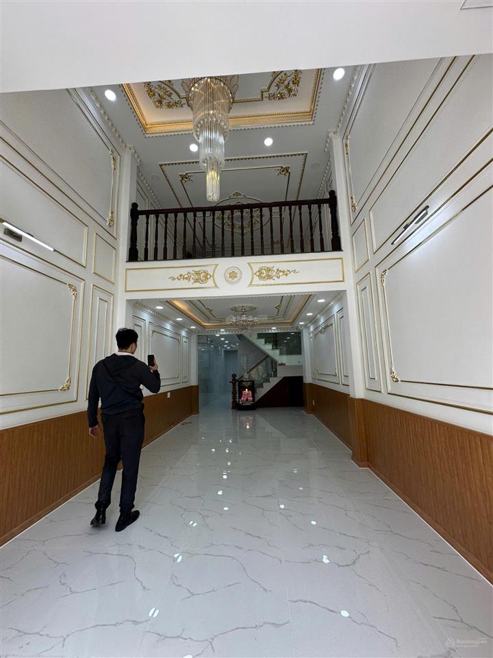 Nhà 4 lầu đẹp (4x19m) đường 10m ngay metro bình phú q6