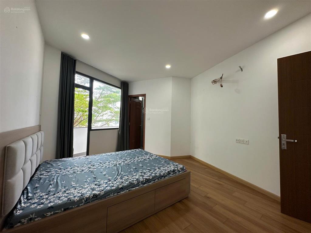 Nhà đẹp 2 mặt tiền đông đúc 5 lầu ngay chung cư him lam q6