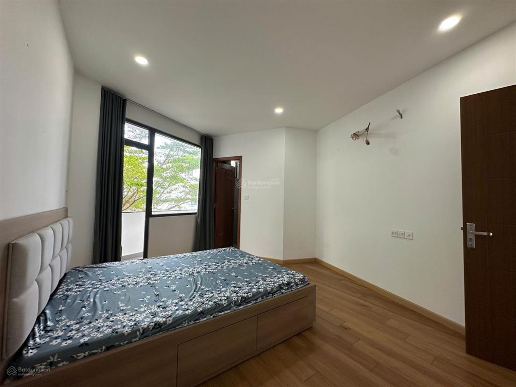Nhà đẹp 2 mặt tiền đông đúc 5 lầu ngay chung cư him lam q6