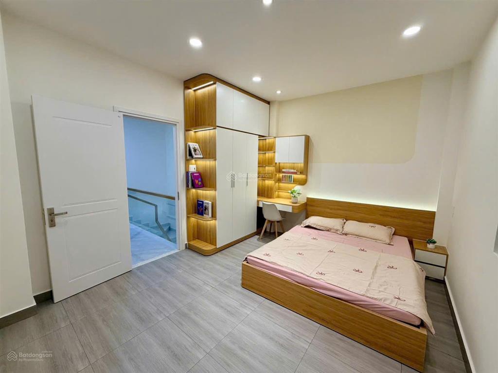 Nhà mới thiết kế đẹp 2 lầu (4.5x17) hẻm 5m cư xá phú lâm a, quận 6
